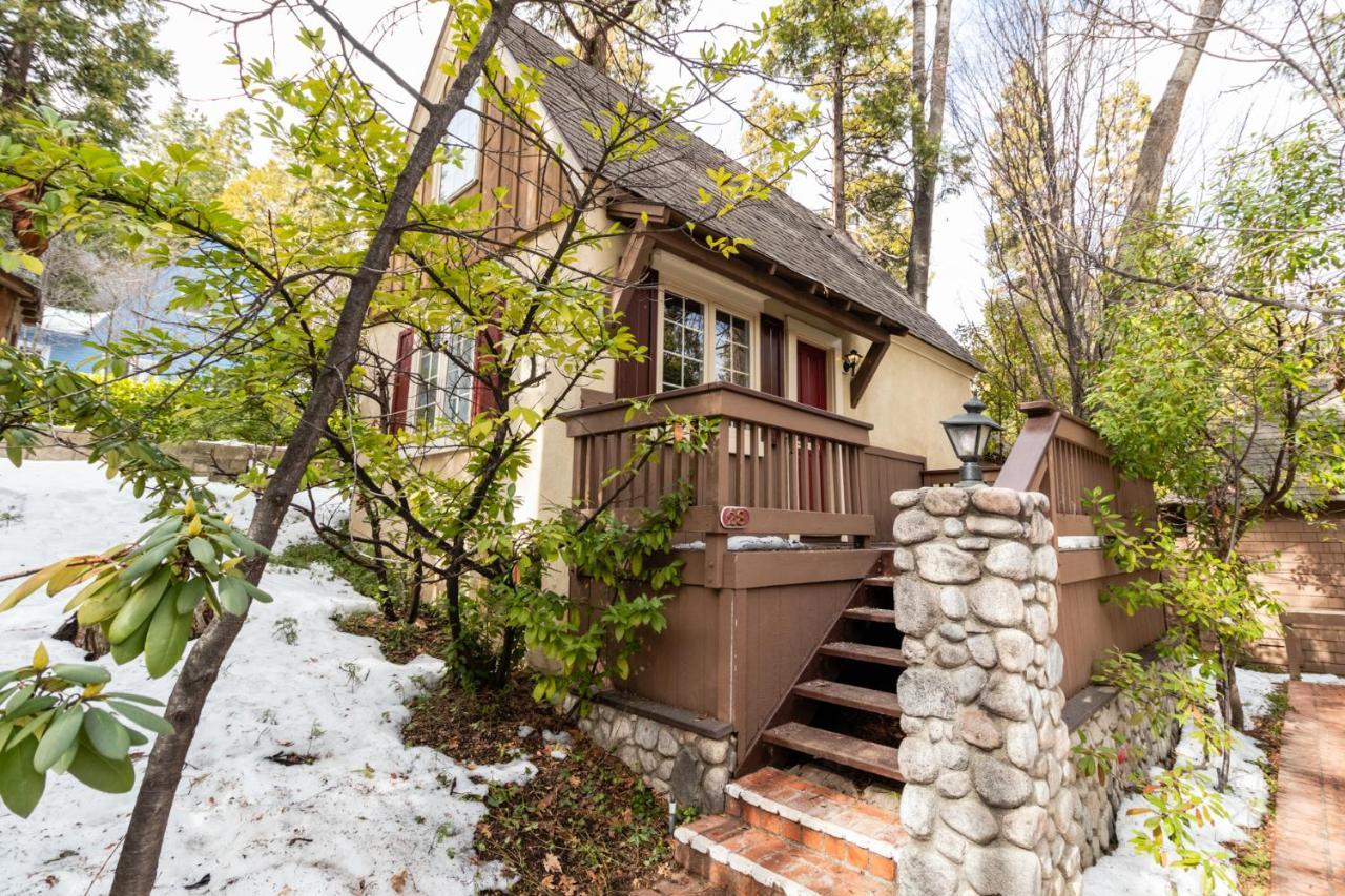 Saddleback Inn at Lake Arrowhead Bagian luar foto