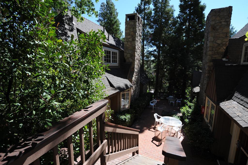 Saddleback Inn at Lake Arrowhead Bagian luar foto