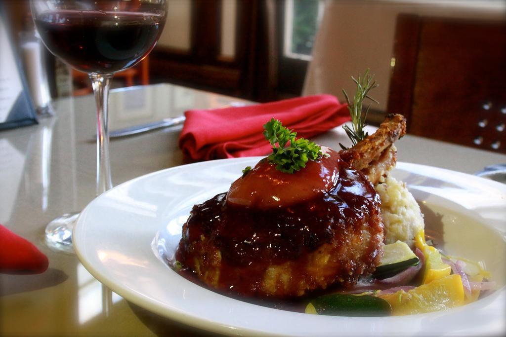 Saddleback Inn at Lake Arrowhead Bagian luar foto