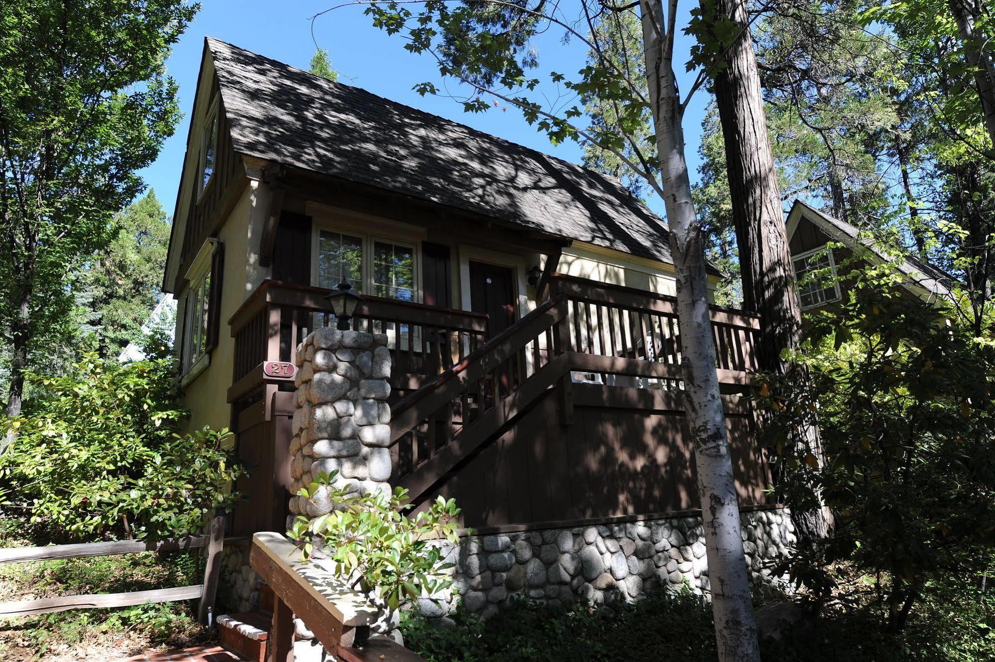 Saddleback Inn at Lake Arrowhead Bagian luar foto